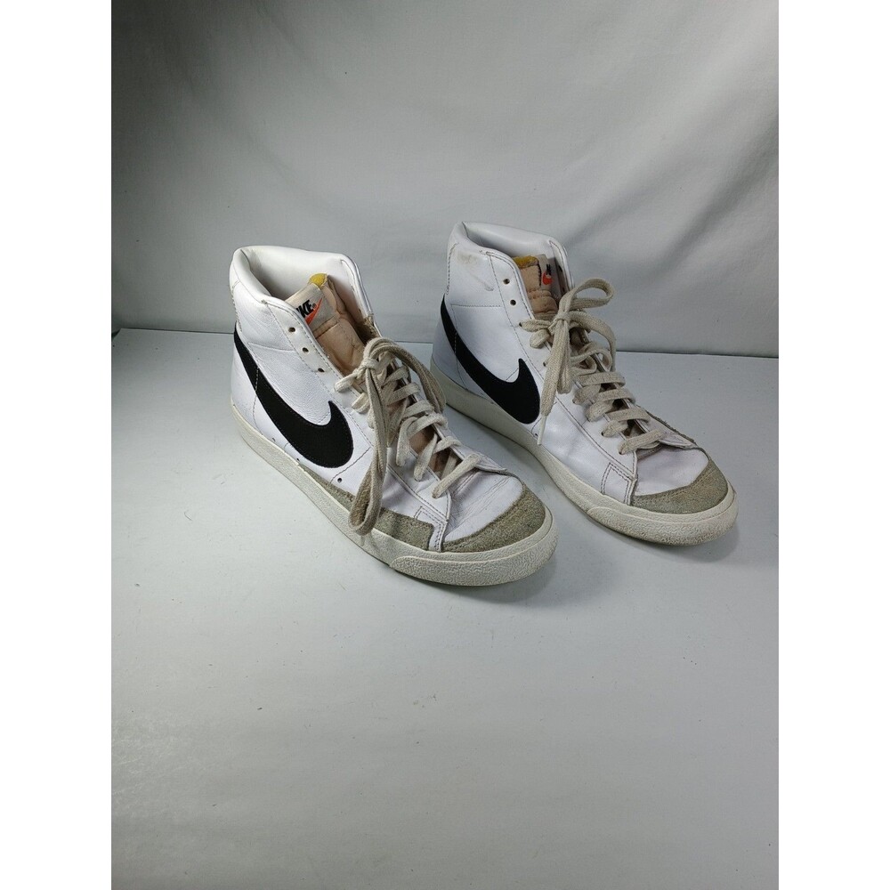 Size 9 - Nike Blazer Mid 77 Vintage White Black Year 2022,  BQ6806-100